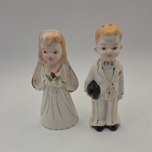 Charming Wedding Couple Ceramic Salt and Pepper Shakers